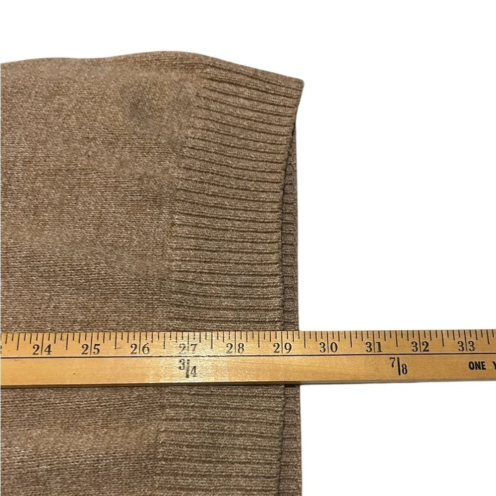 Covington men’s tan